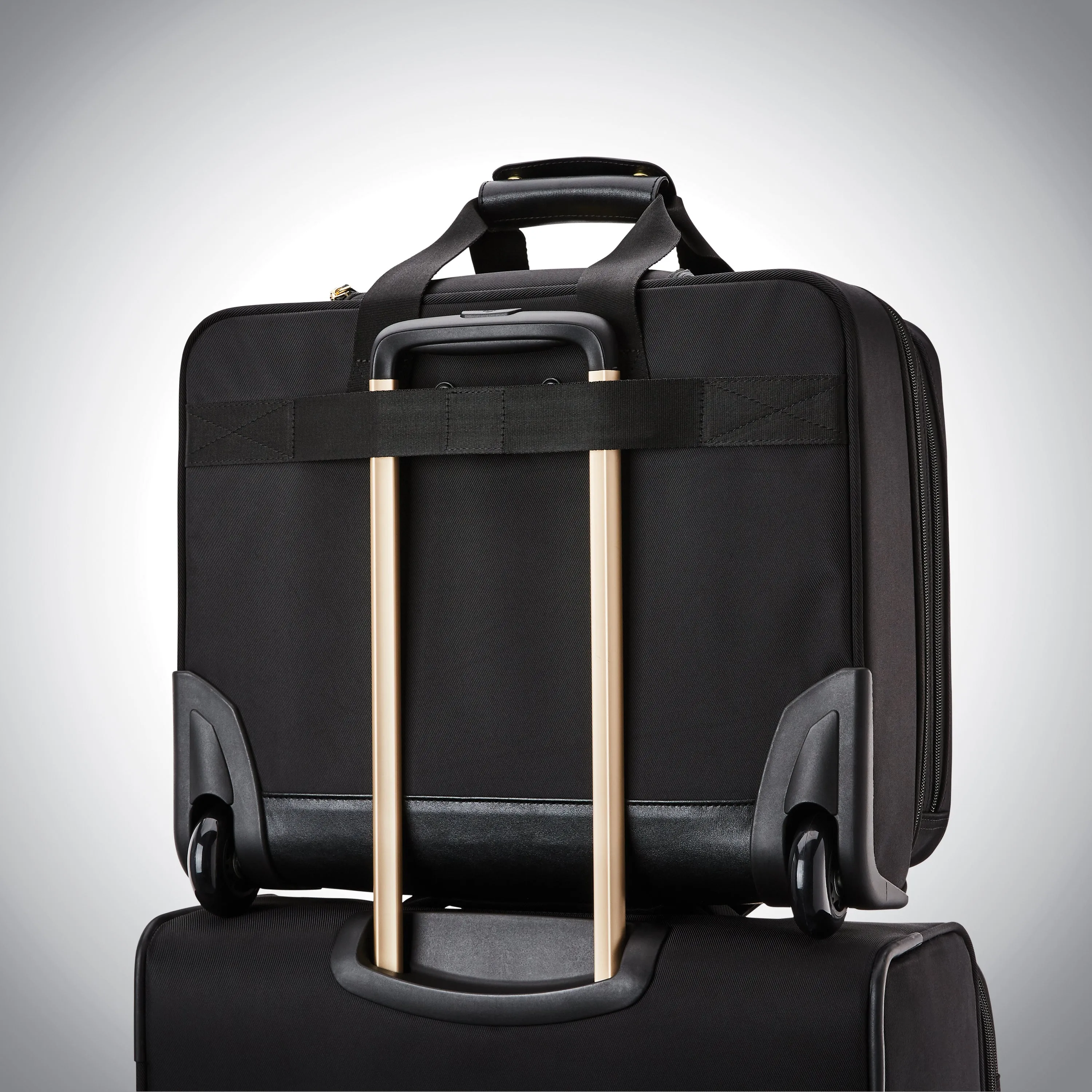 Samsonite Mobile Solution Spinner Carry-On